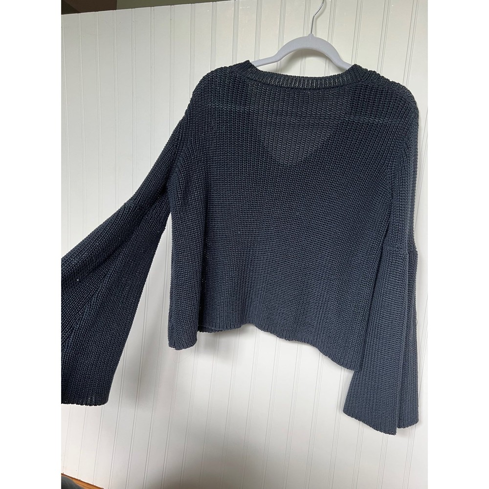 Sweater - Picture 5 of 5